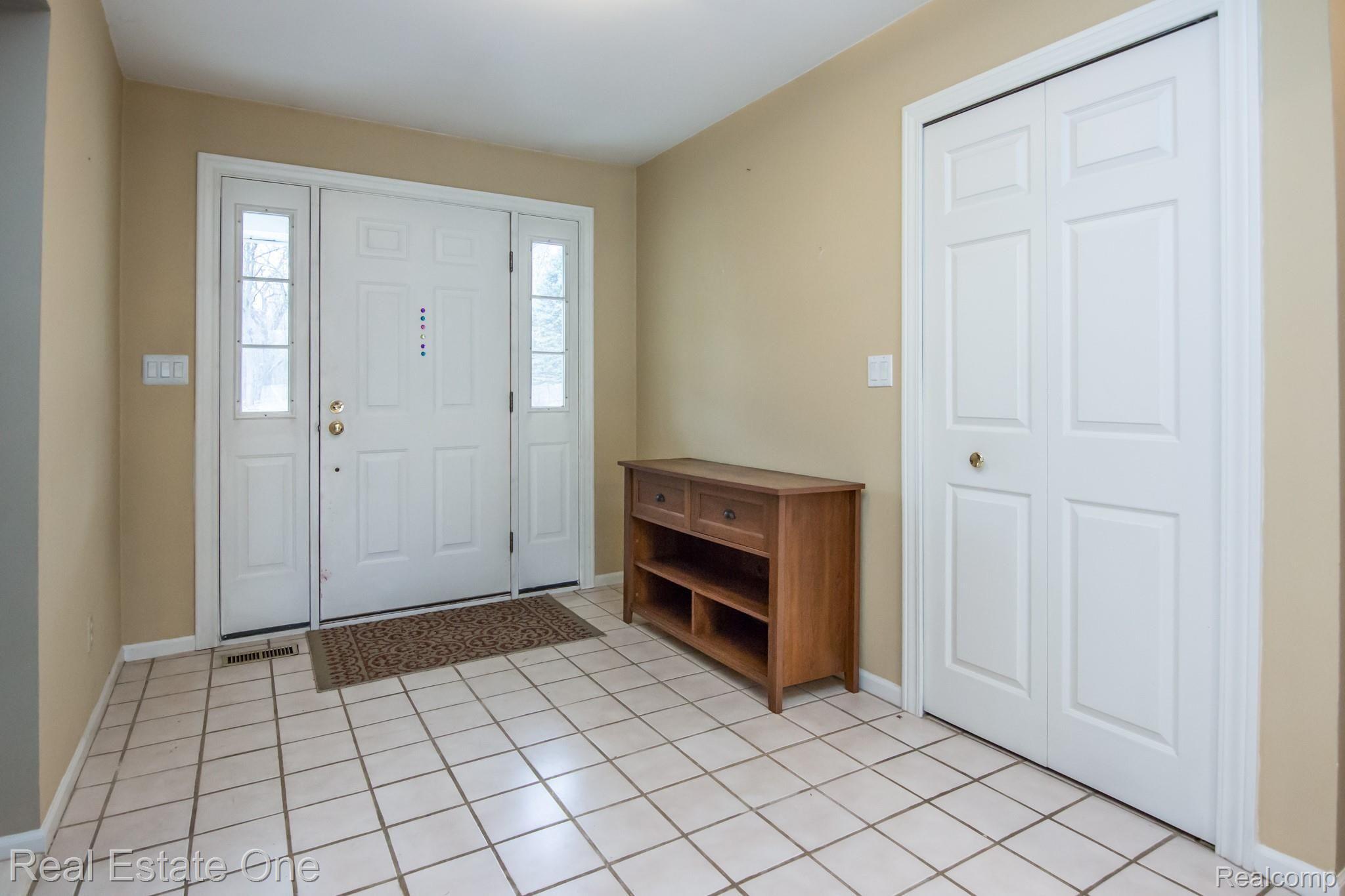 7701 Clement Road Clarkston, MI 48346 - Photo 21 of 45 IMG_4656.jpg
