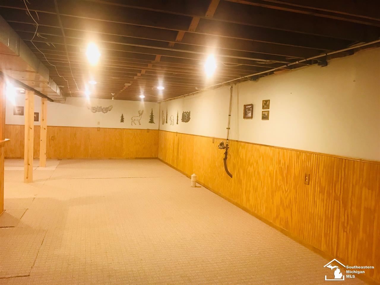 2249 East Hurd Road Monroe, MI 48162 - Photo 16 of 23