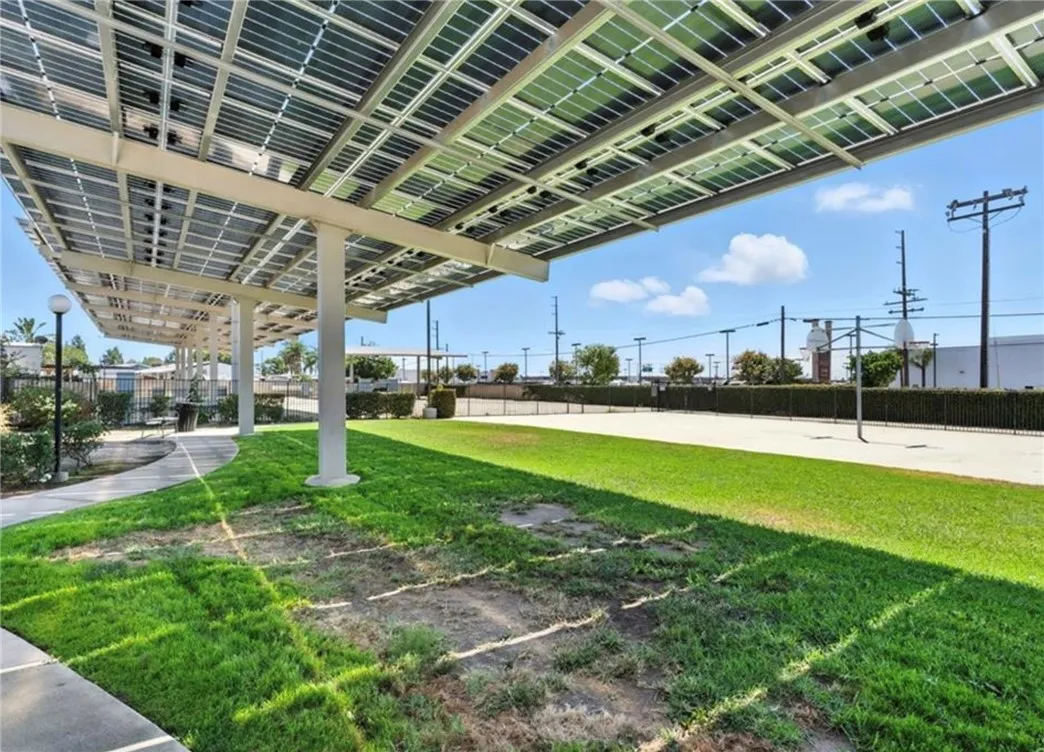 5580 Moreno Street, Unit 37 Montclair, CA 91763 - Photo 18 of 21