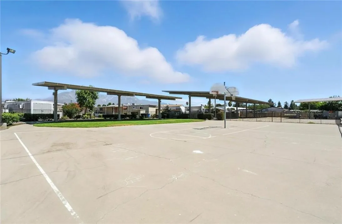 5580 Moreno Street, Unit 37 Montclair, CA 91763 - Photo 19 of 21