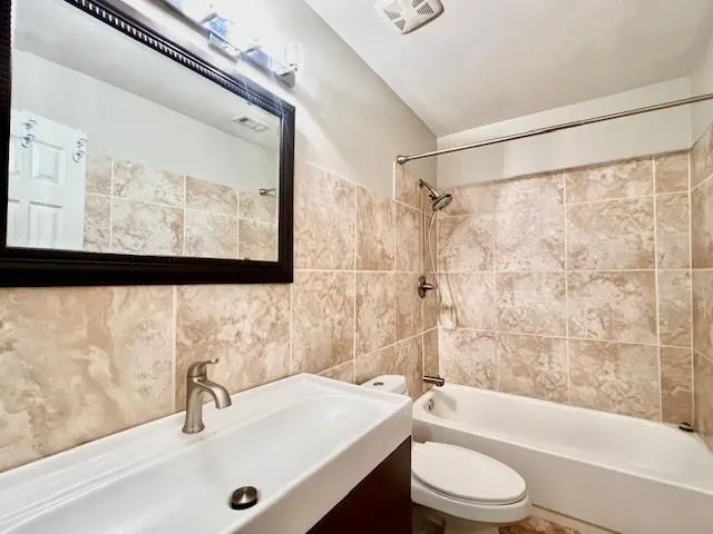 $1,825 | 219 St Andrews Court, Alpharetta, GA 30022