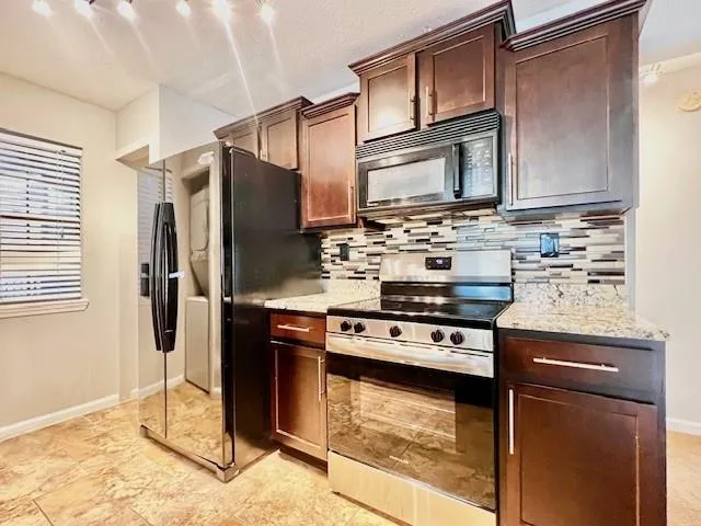 $1,825 | 219 St Andrews Court, Alpharetta, GA 30022