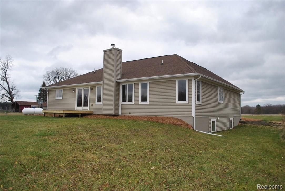 8941 North Gregory Road Fowlerville, MI 48836 - Photo 30 of 30 DSC_0785.jpg