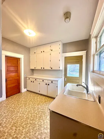 $74,000 | 219 North Mission, Council Grove, KS 66846