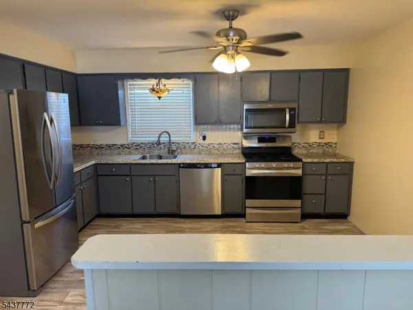 $2,600 | 50 Valley Way, Unit 2, West Orange, NJ 07052