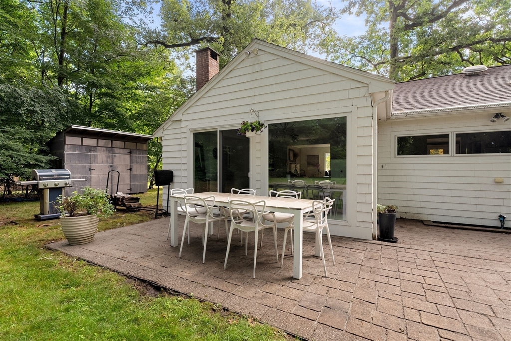 44 Windemere Road Wellesley, MA 02481 - Photo 34 of 39
