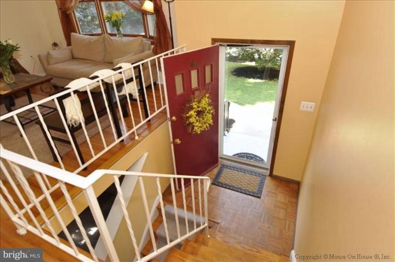 Entrance / Foyer