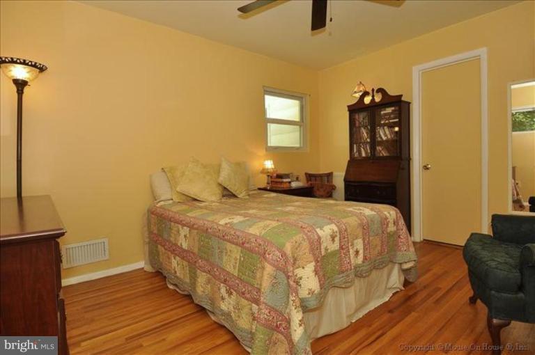 204 Rolling Road Gaithersburg, MD 20877 - Photo 11 of 23 Master Bedroom