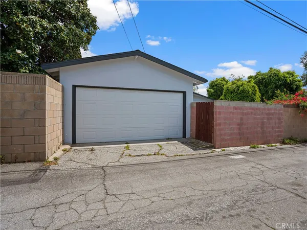 $959,900 | 10813 1st Avenue, Whittier, CA 90603