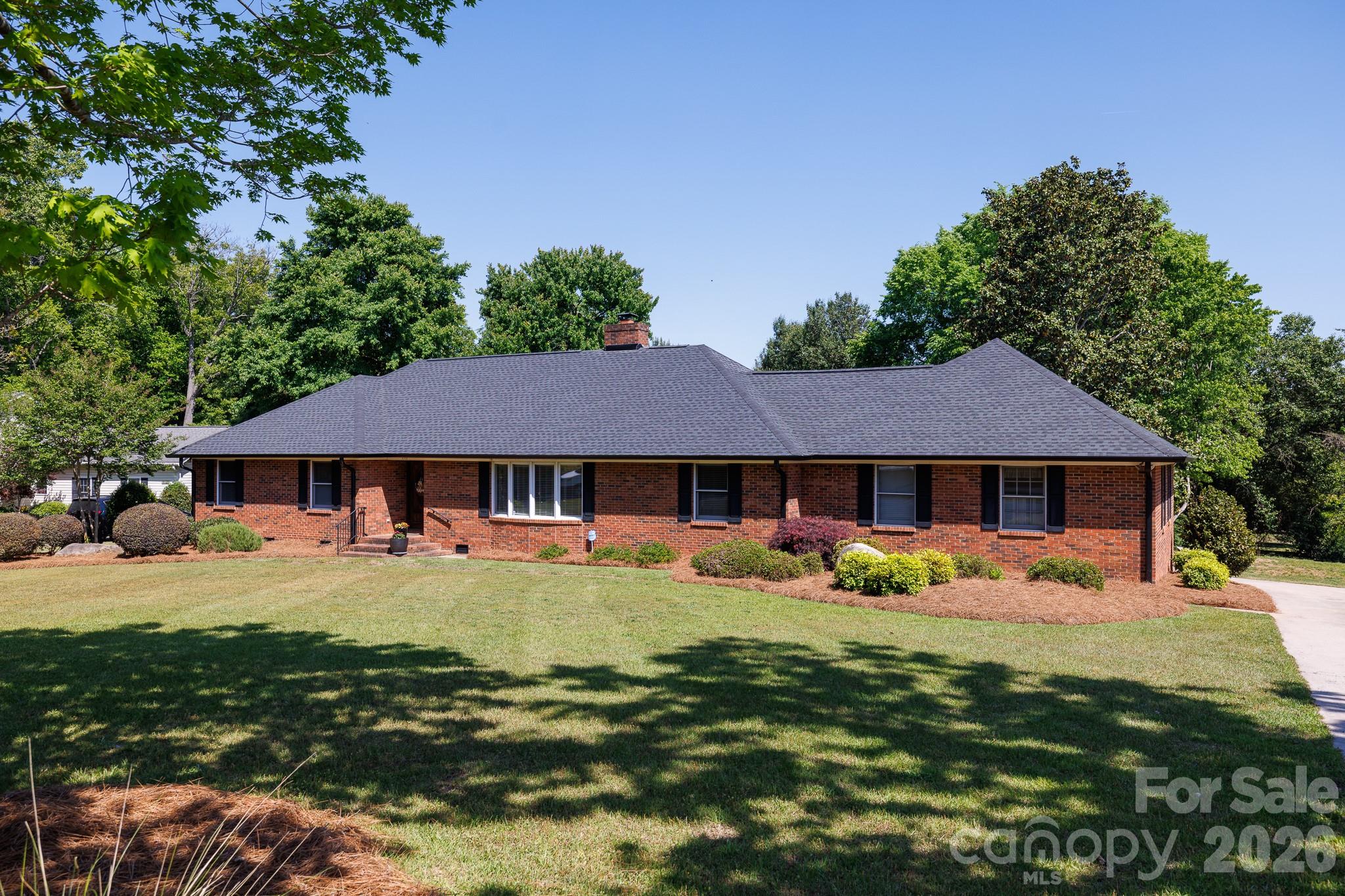 1711 Cricket Run Road York, SC 29745 - Photo 2 of 20