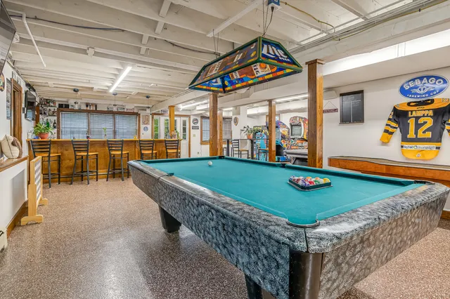 $1,995,000 | 626 Highway 1, Scarborough, ME 04074