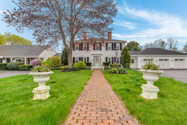 $1,995,000 | 626 Highway 1, Scarborough, ME 04074