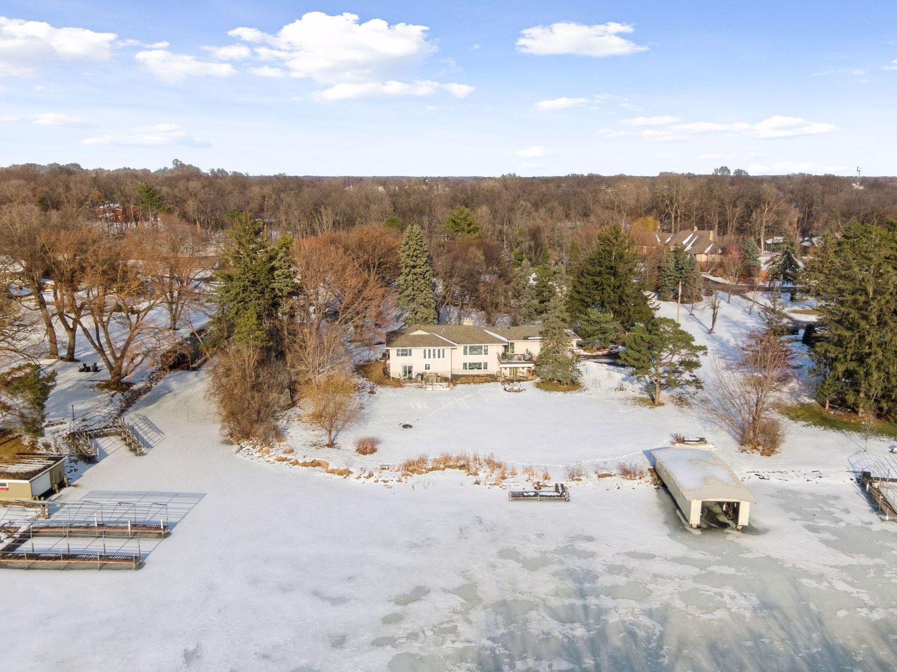2685 Shadywood Road Excelsior, MN 55331 - Photo 7 of 20
