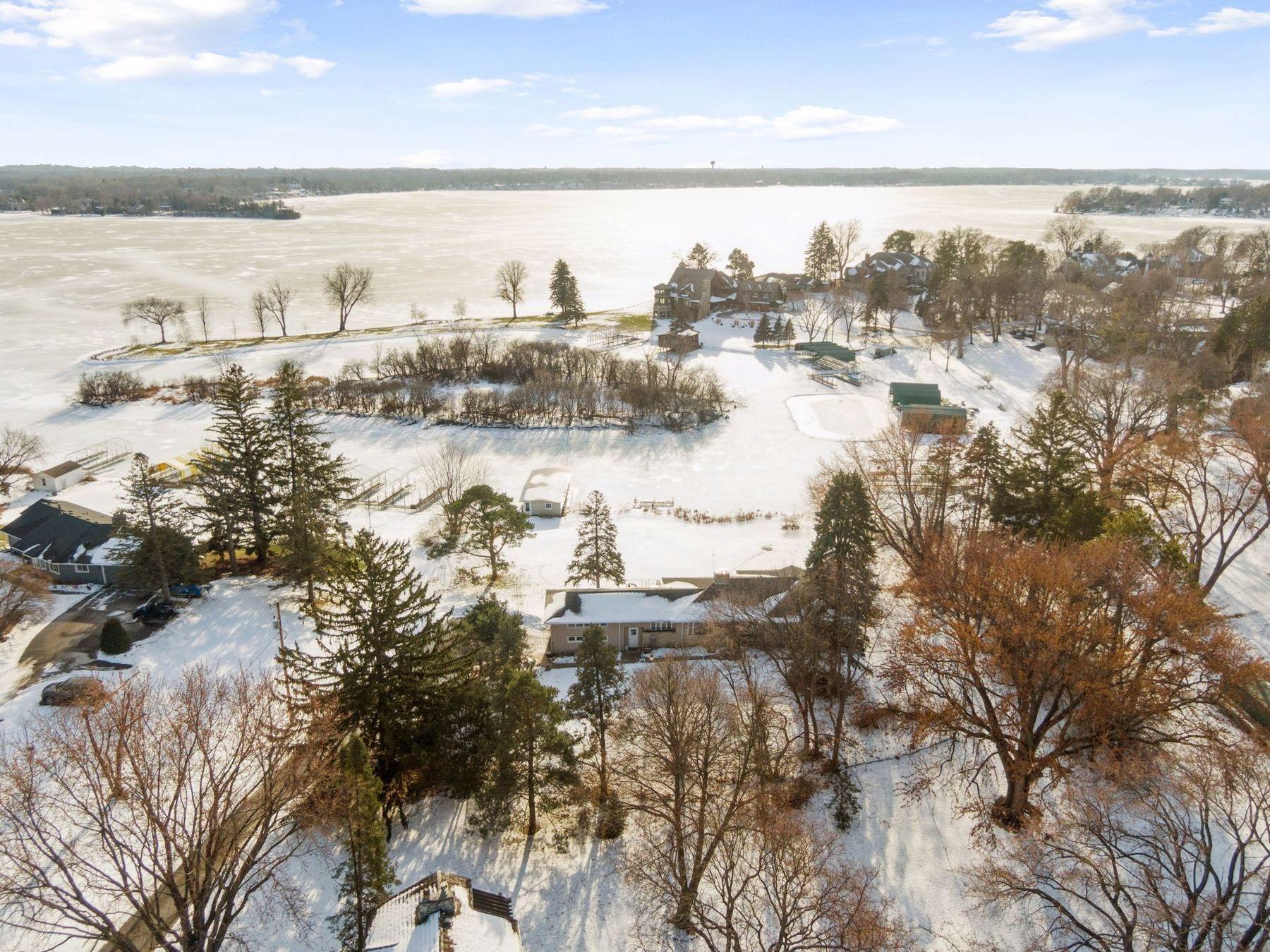 2685 Shadywood Road Excelsior, MN 55331 - Photo 8 of 20