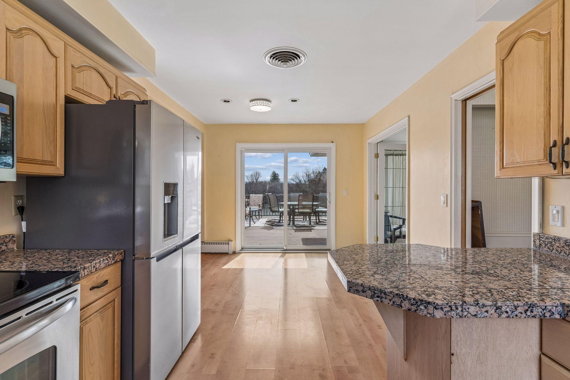 2685 Shadywood Road Excelsior, MN 55331 - Photo 9 of 20