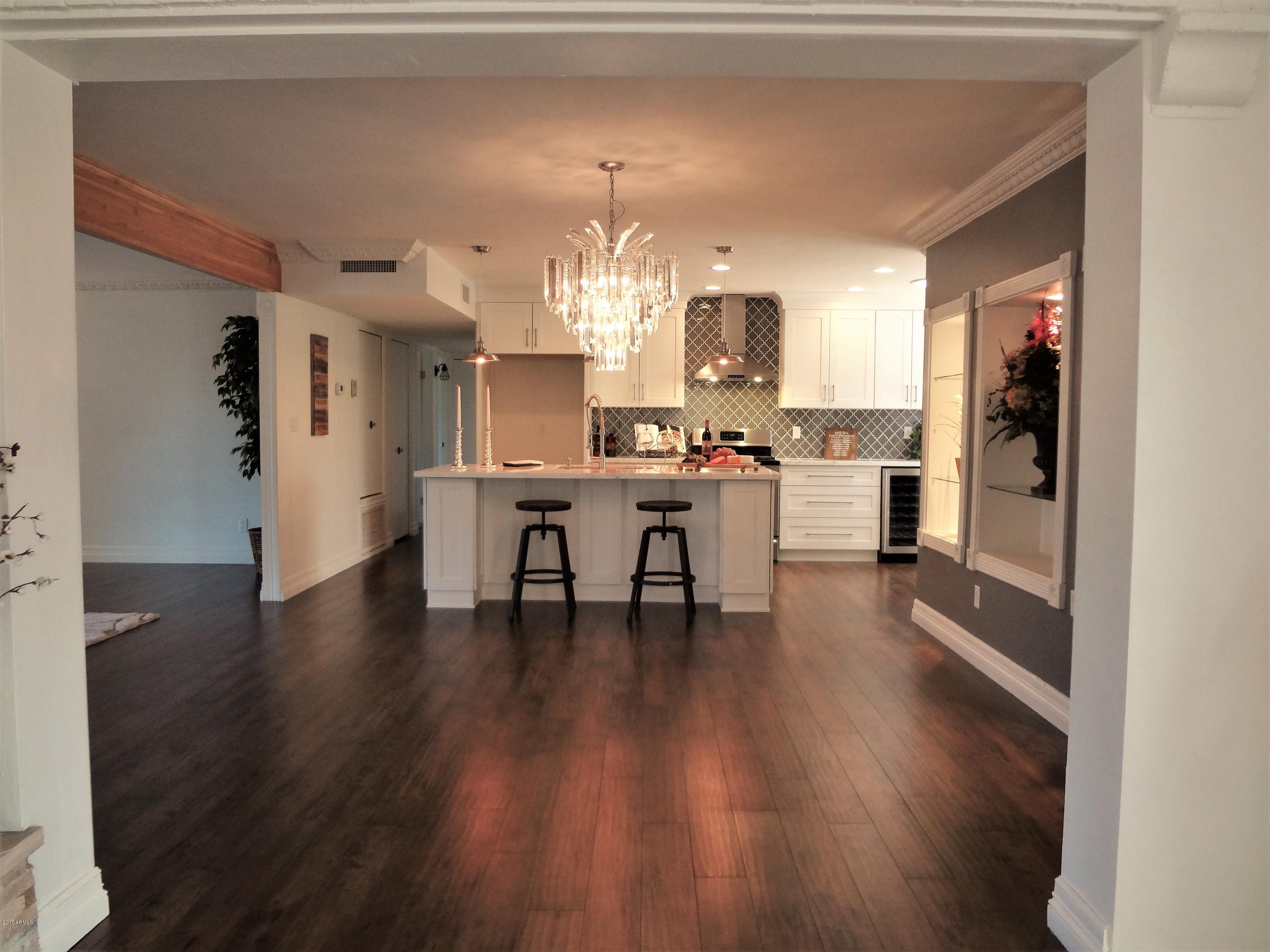 6003 North 10th Way Phoenix, AZ 85014 - Photo 11 of 37 Hand-Scraped Laminate Wood Flooring