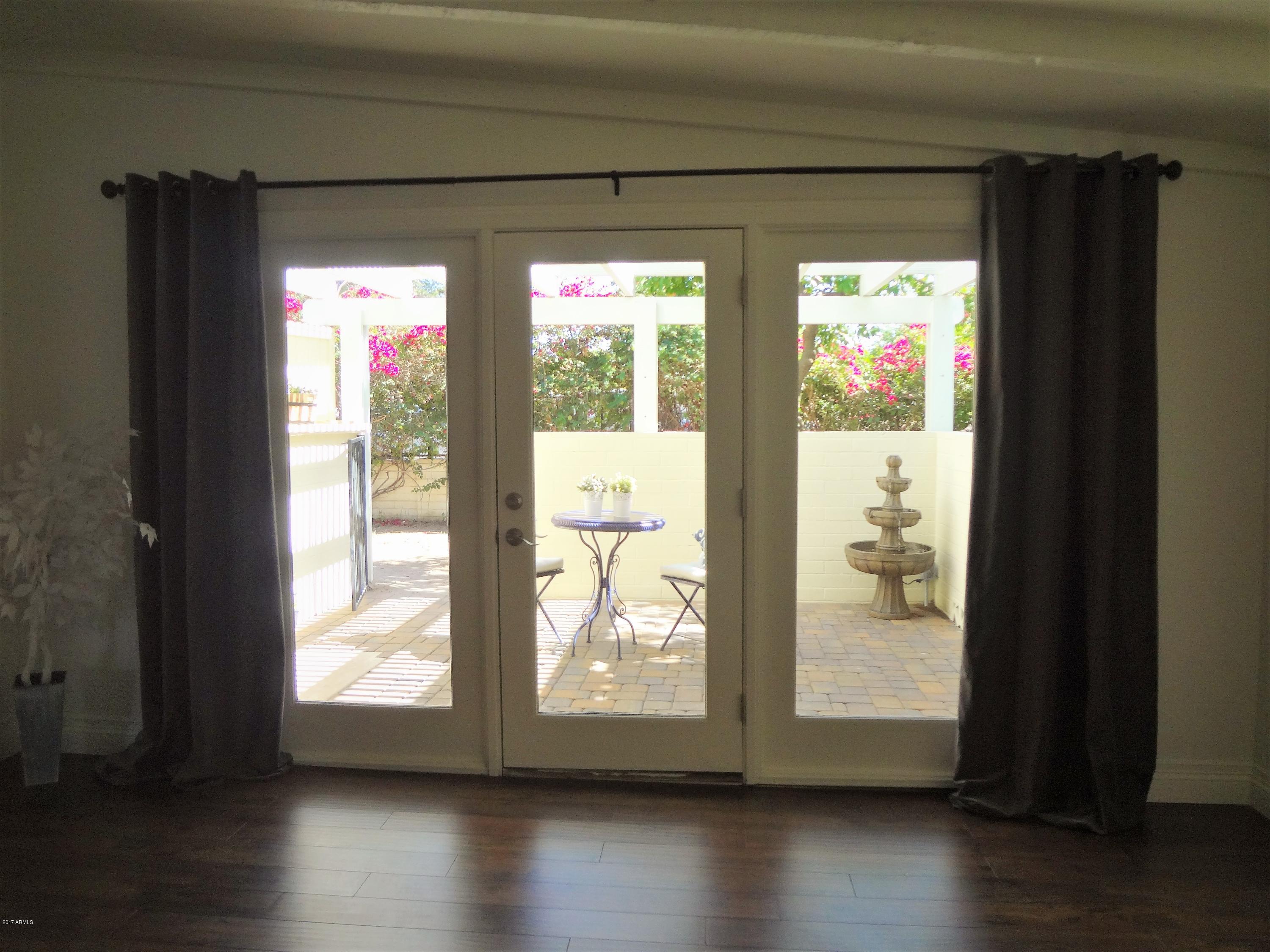 6003 North 10th Way Phoenix, AZ 85014 - Photo 15 of 37 Overlooks Back Patio