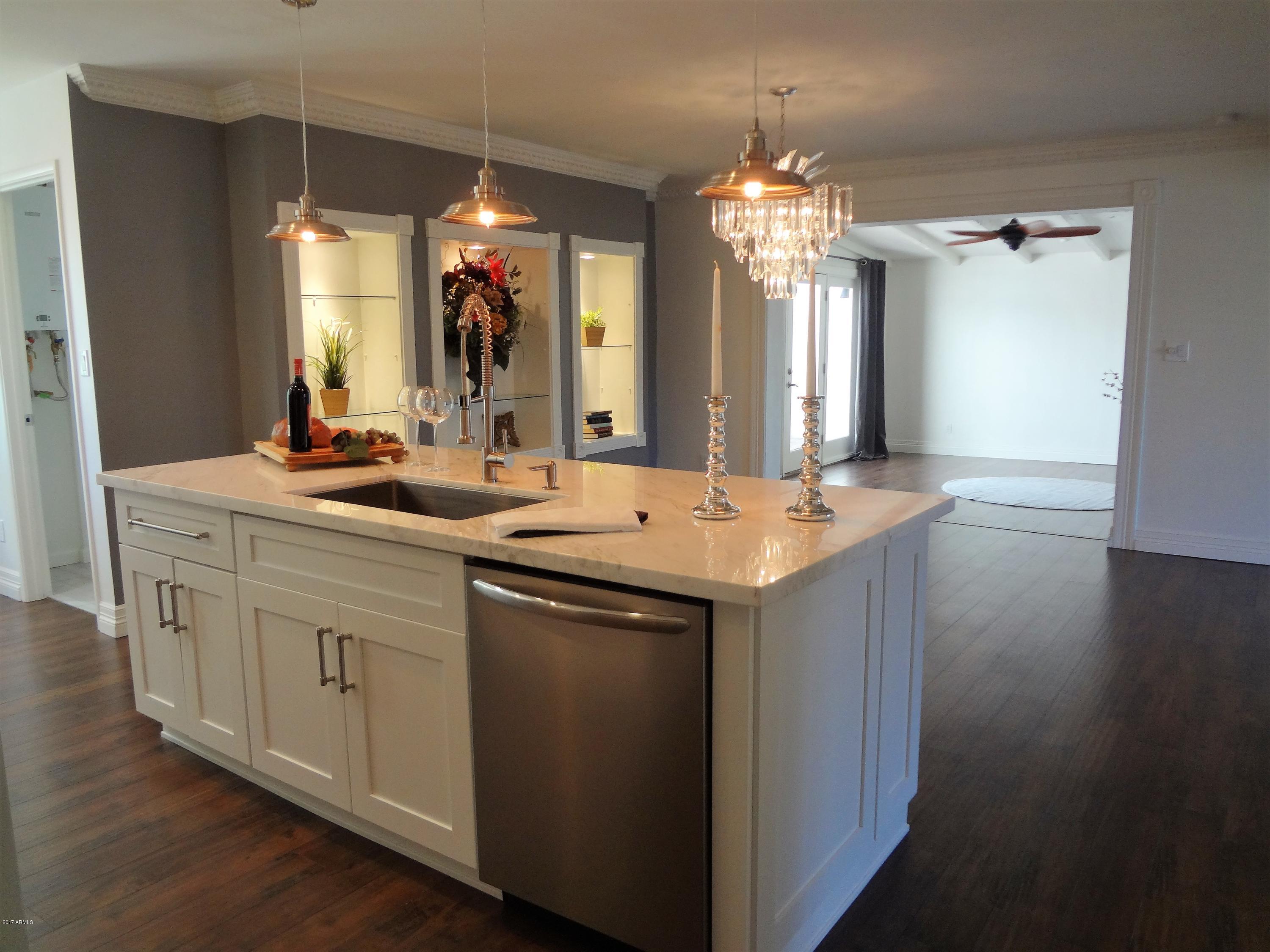 6003 North 10th Way Phoenix, AZ 85014 - Photo 7 of 37 Elegant Marble Countertops