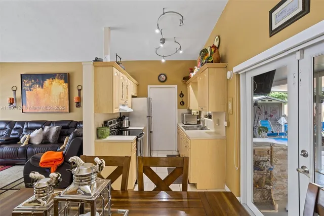 $575,000 | 881 Northwest 177th Terrace, Miami Gardens, FL 33169