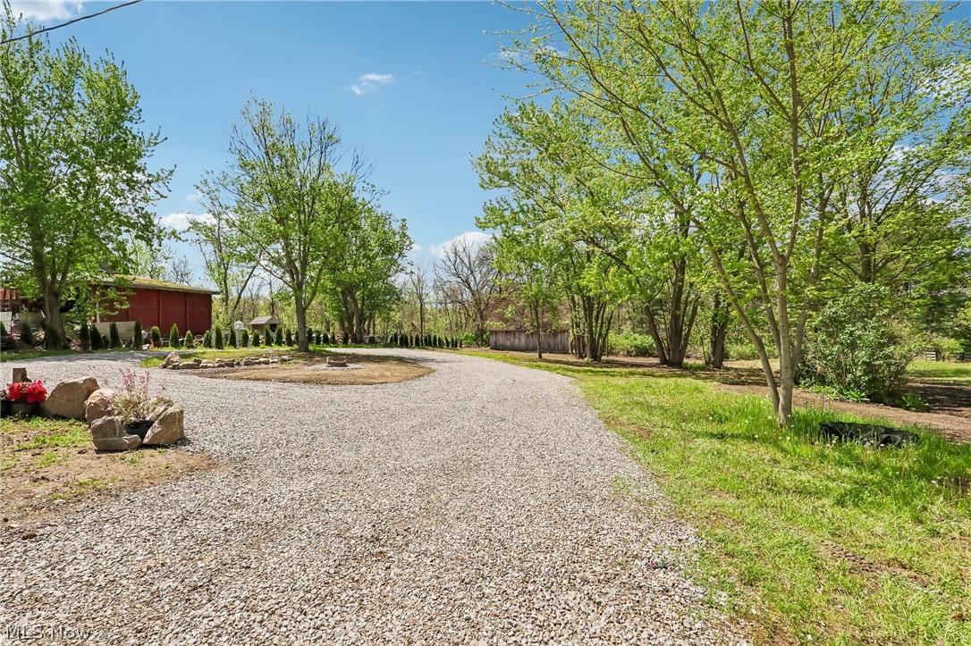 7802 Avon Lake Road Lodi, OH 44254 - Photo 38 of 44 Driveway