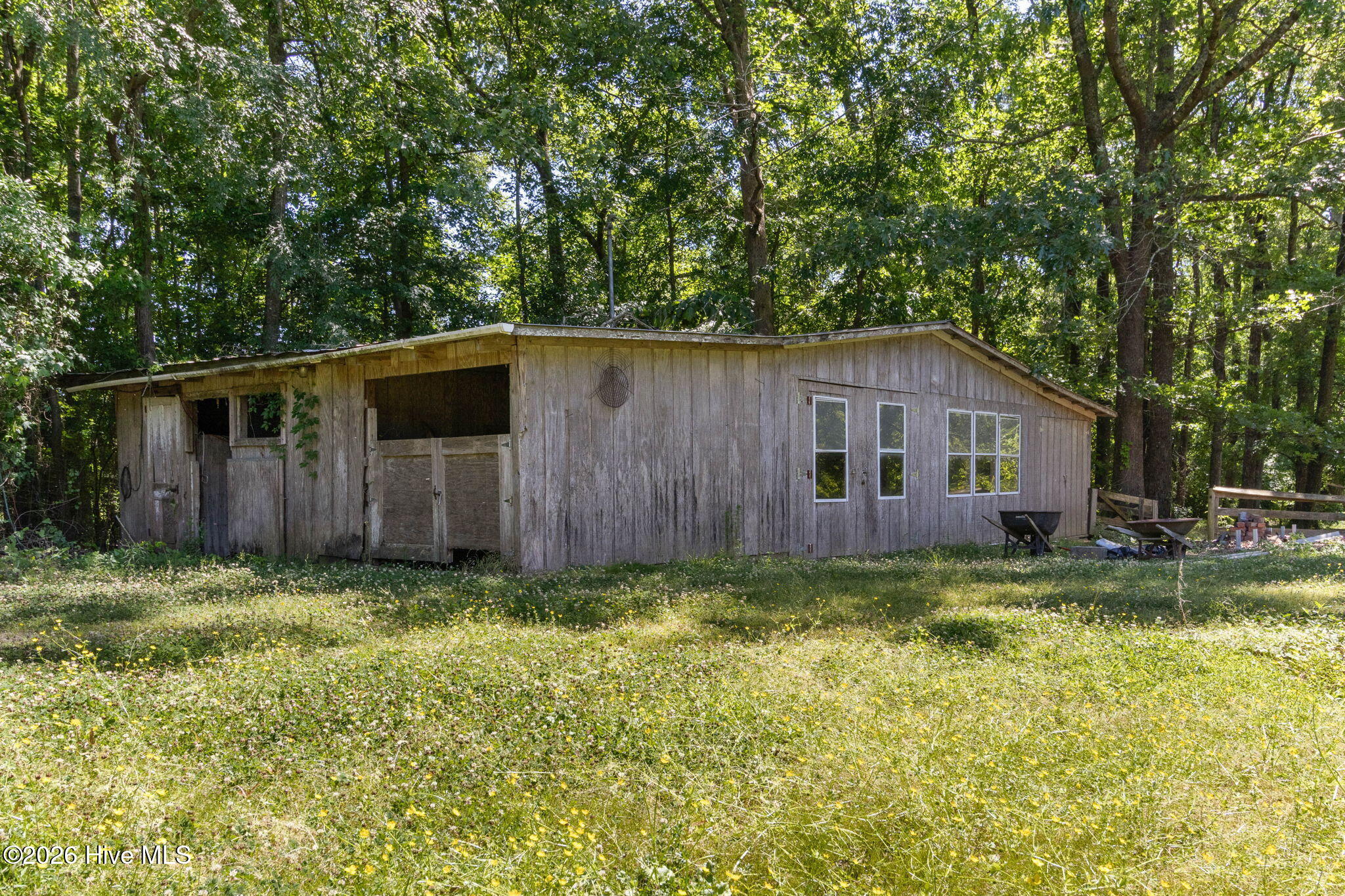 2022 Airport Road Elizabethtown, NC 28337 - Photo 47 of 47 Detached building with power.