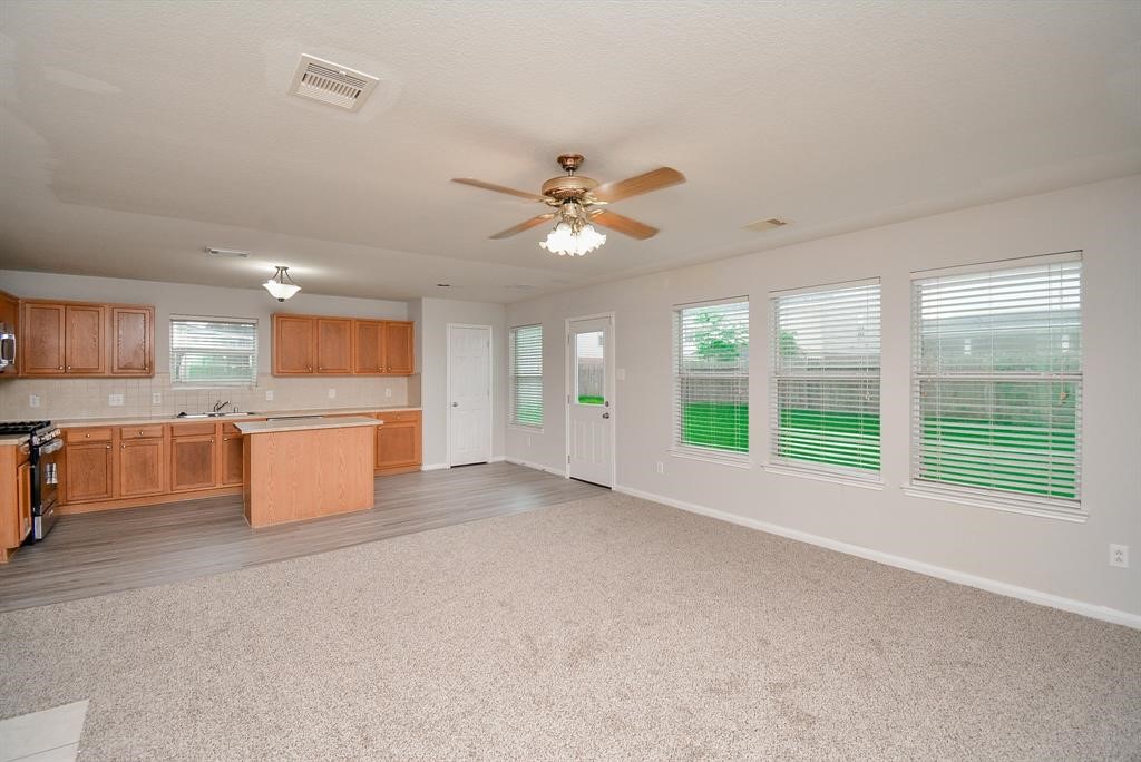 2306 Ledgeway Court Katy, TX 77450 - Photo 17 of 31