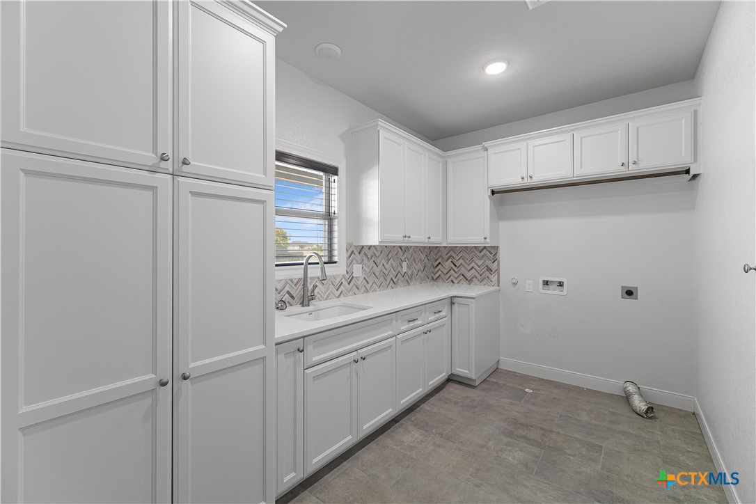 158 Sendera Loop Victoria, TX 77904 - Photo 17 of 47