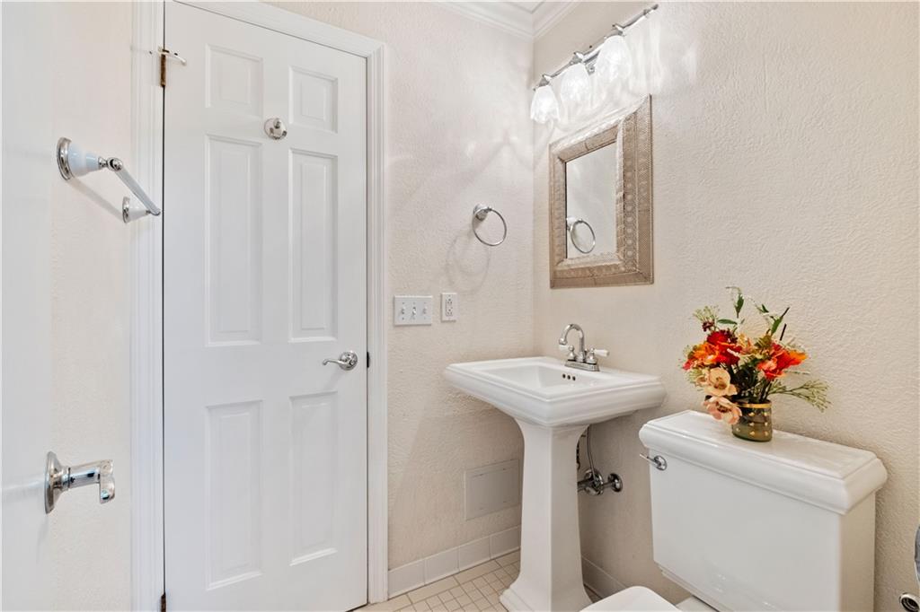 46 Cheslock Road Canonsburg, PA 15317 - Photo 21 of 24 a bathroom with a sink mirror and a shower