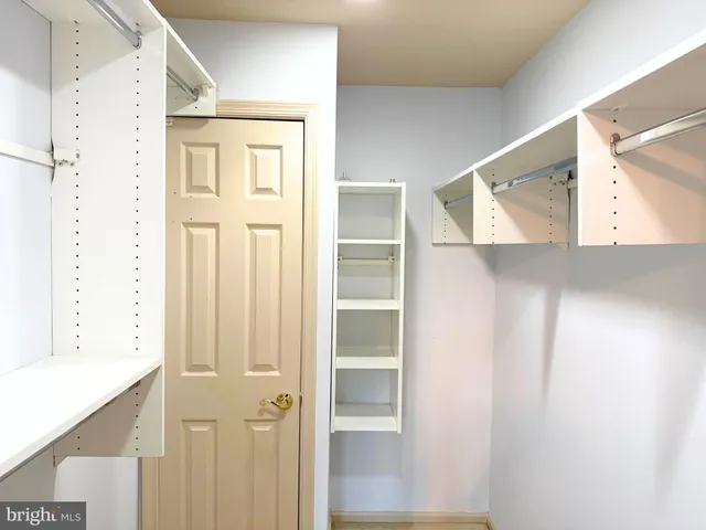 $2,500 | 10706 Kings Riding Way, Unit 20118, Rockville, MD 20852