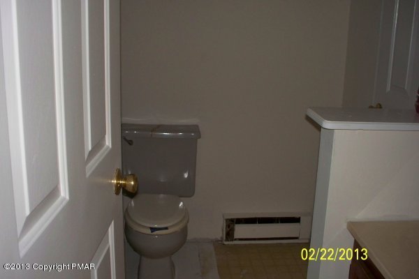 1109 Beechnut Road Effort, PA 18330 - Photo 7 of 8 a bathroom with a toilet and a sink