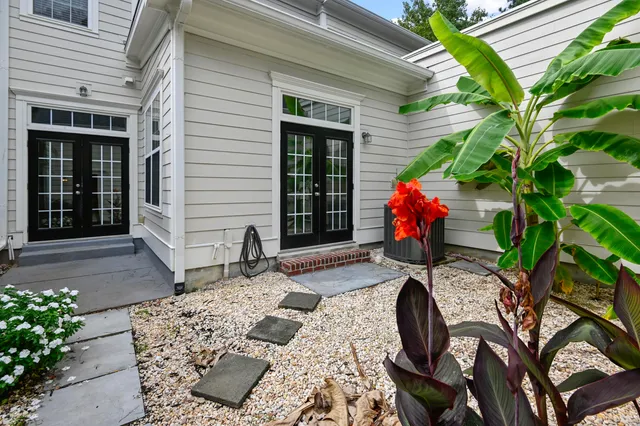 $3,300 | 1802 Tennyson Row, Unit 34, Mount Pleasant, SC 29466