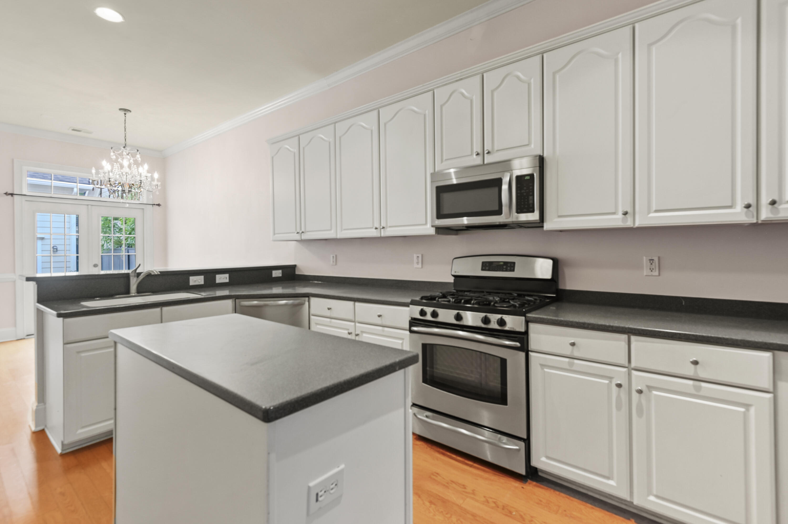 1802 Tennyson Row, Unit 34 Mount Pleasant, SC 29466 - Photo 7 of 38 _DSC1364