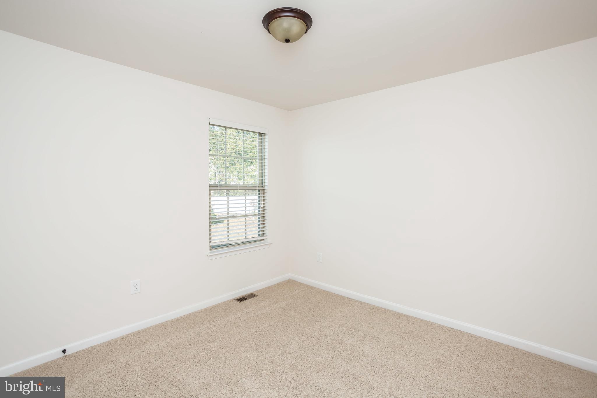 5628 Country Farm Road White Marsh, MD 21162 - Photo 21 of 46 Gallery Image 21