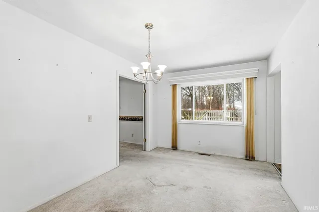 $209,000 | 1831 Kenilworth Drive, Elkhart, IN 46514