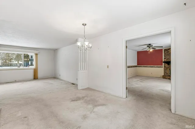 $209,000 | 1831 Kenilworth Drive, Elkhart, IN 46514