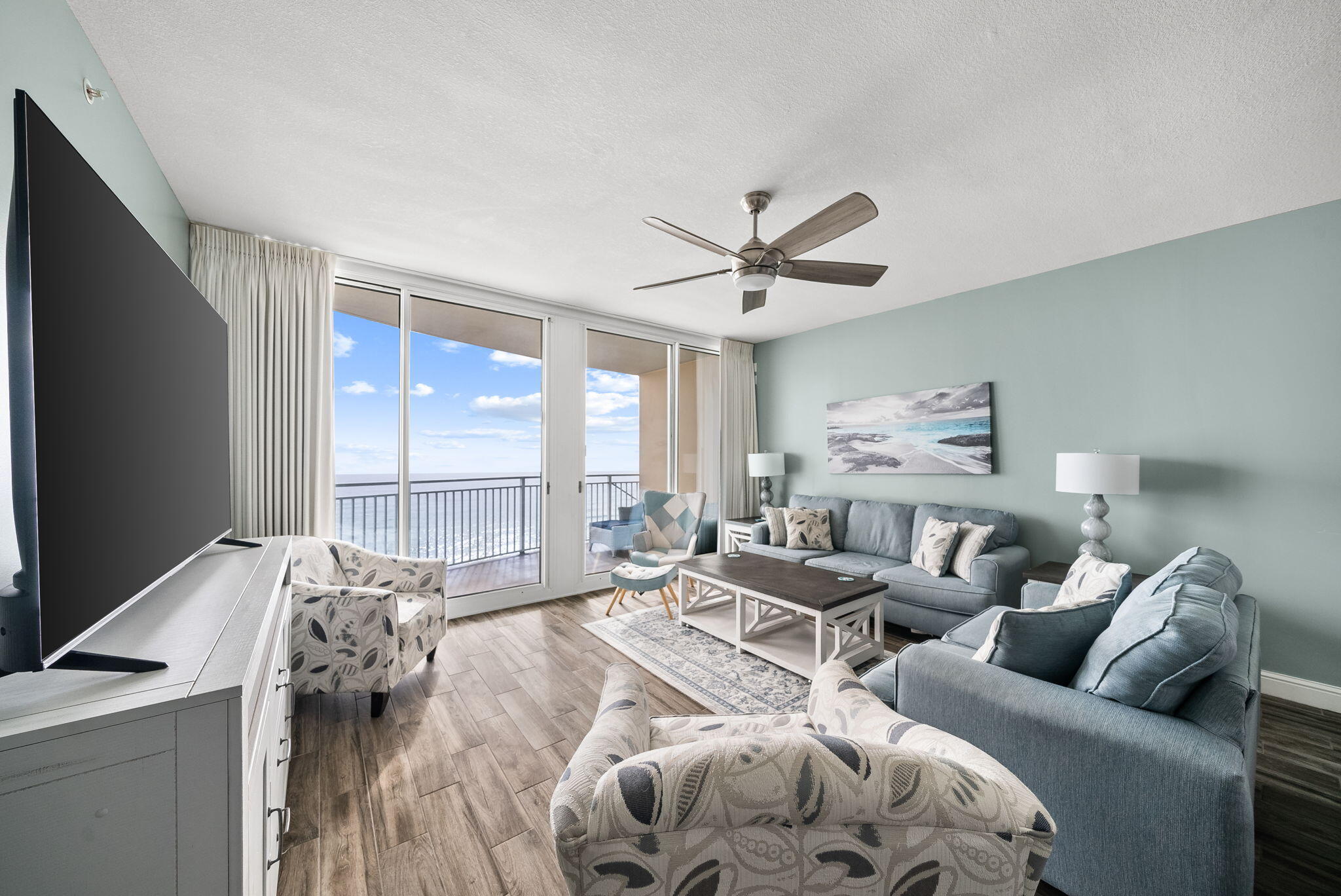 15625 Front Beach Road, Unit 1004 Panama City Beach, FL 32413 - Photo 17 of 42 Living Area