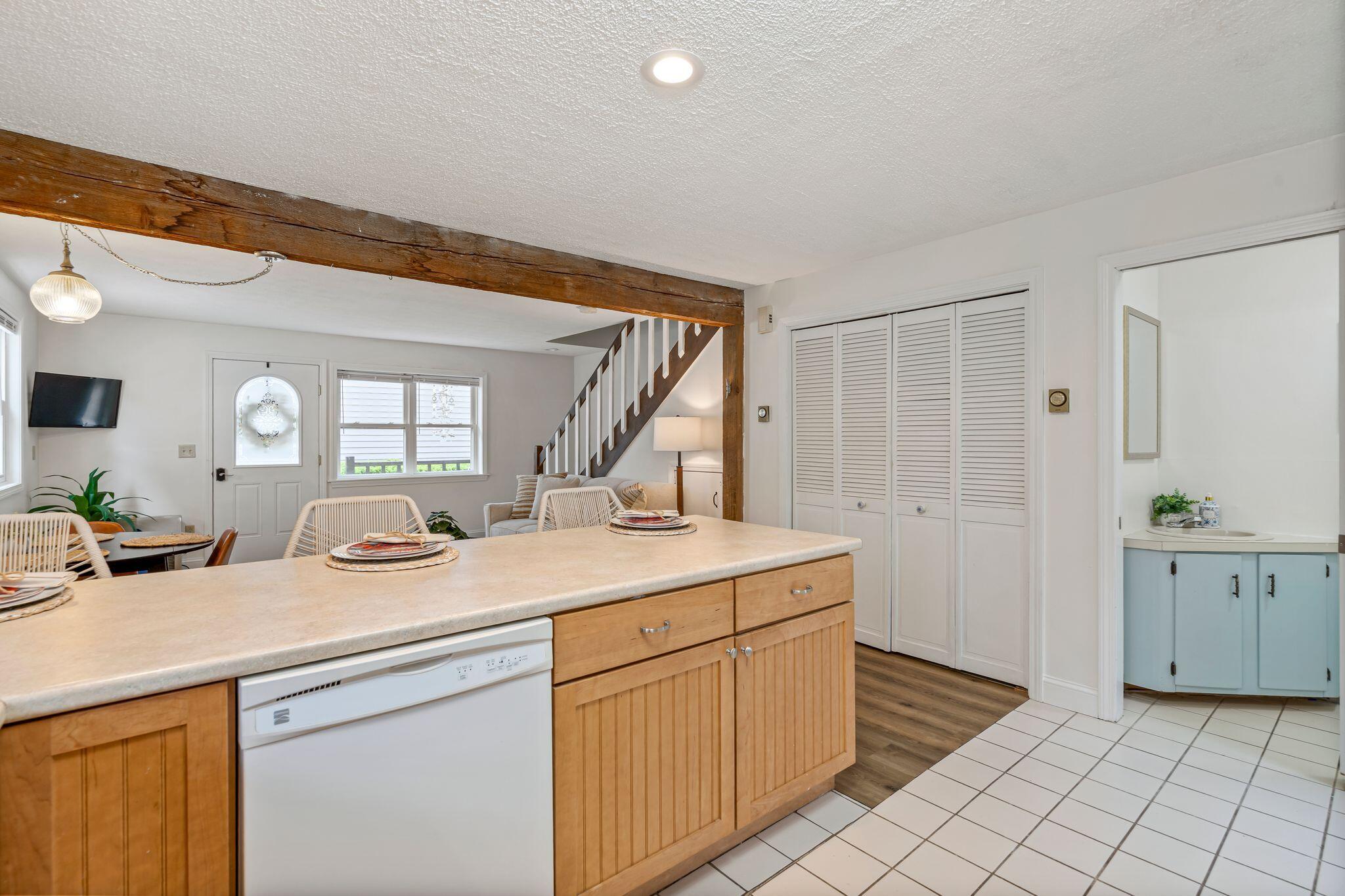 3 Ocean Breeze, Unit 2 York, ME 03909 - Photo 13 of 31 18_DSC03952