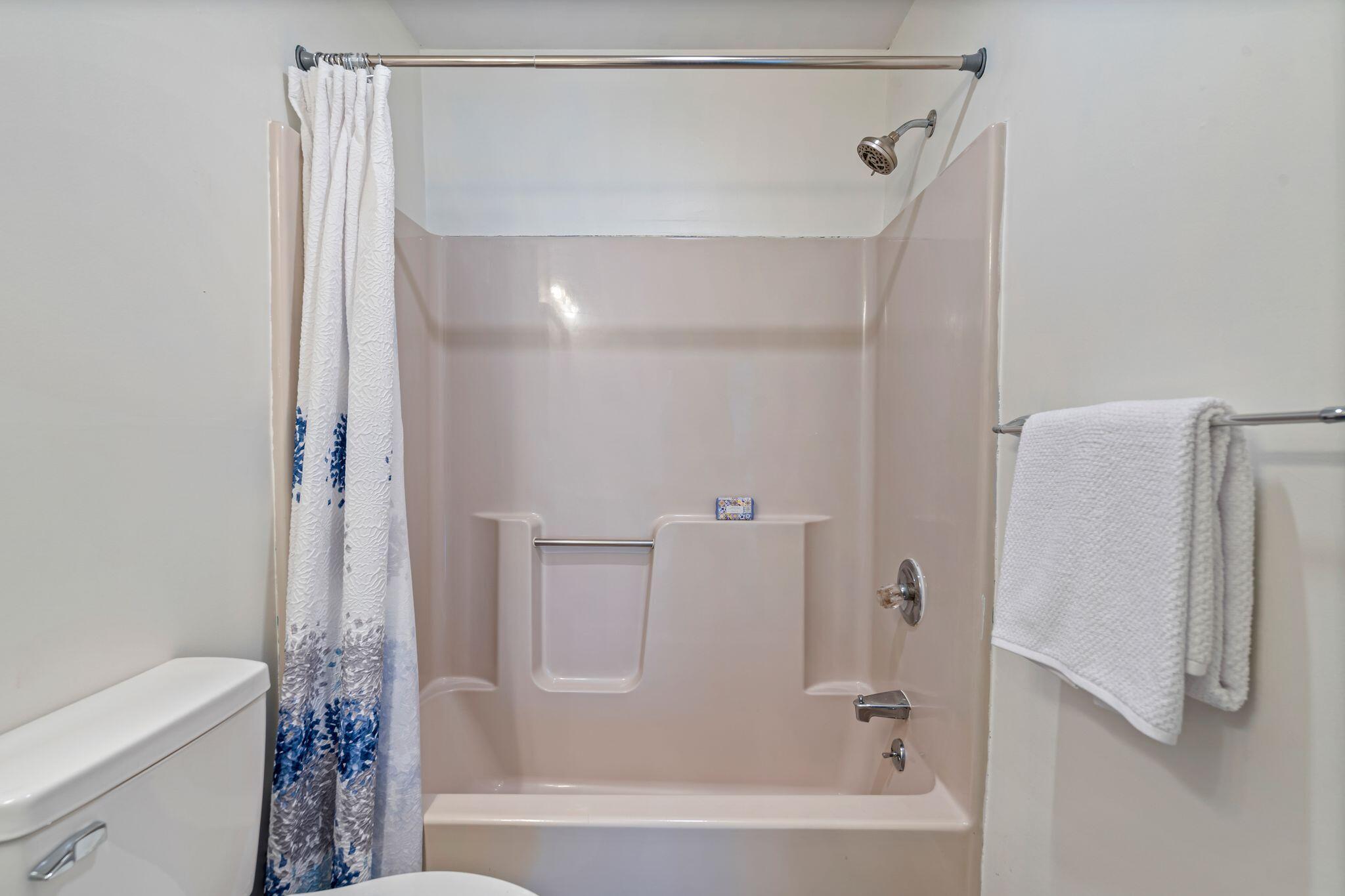 3 Ocean Breeze, Unit 2 York, ME 03909 - Photo 31 of 31 36_DSC04009