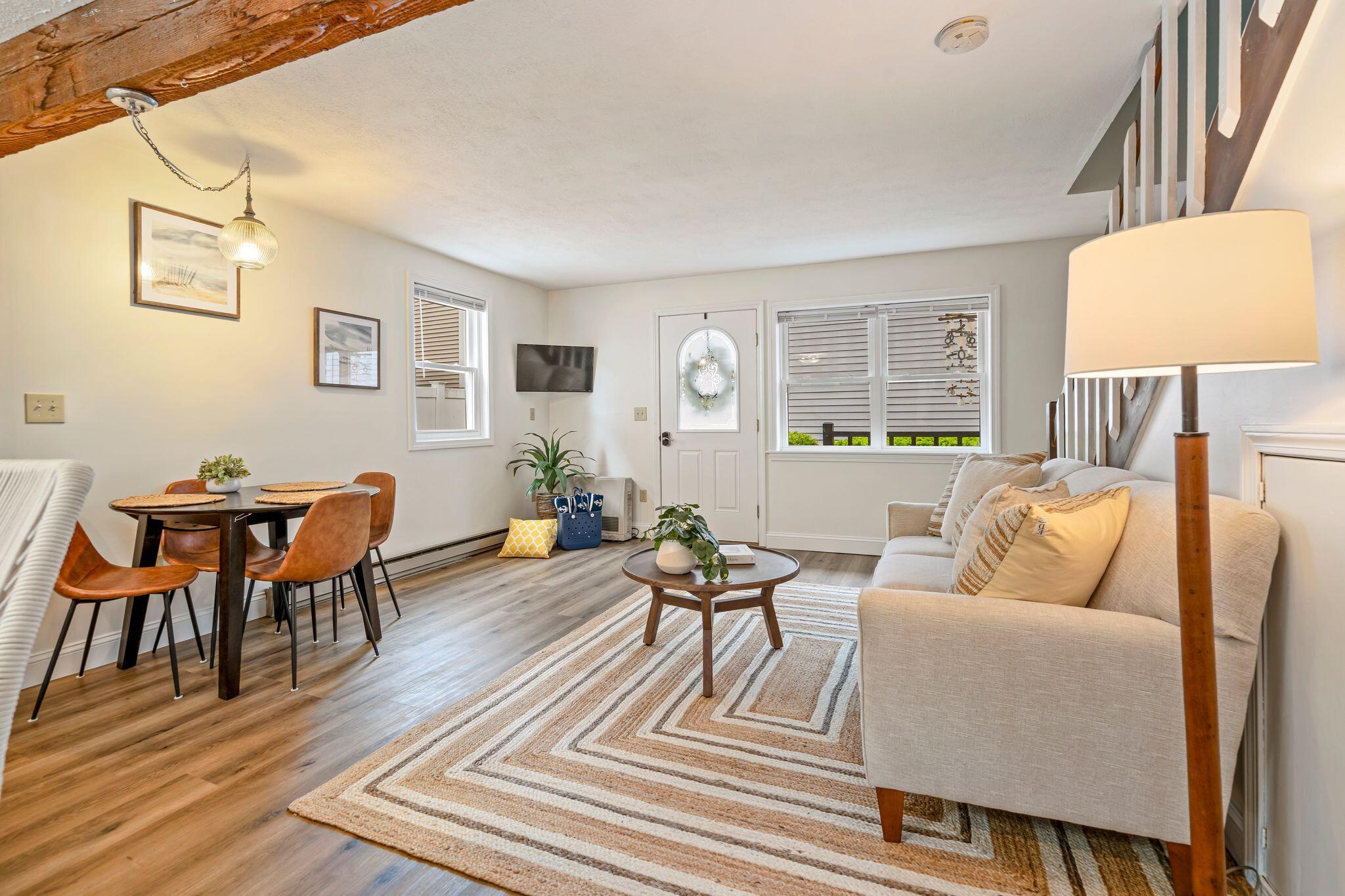 3 Ocean Breeze, Unit 2 York, ME 03909 - Photo 5 of 31 10_DSC03934