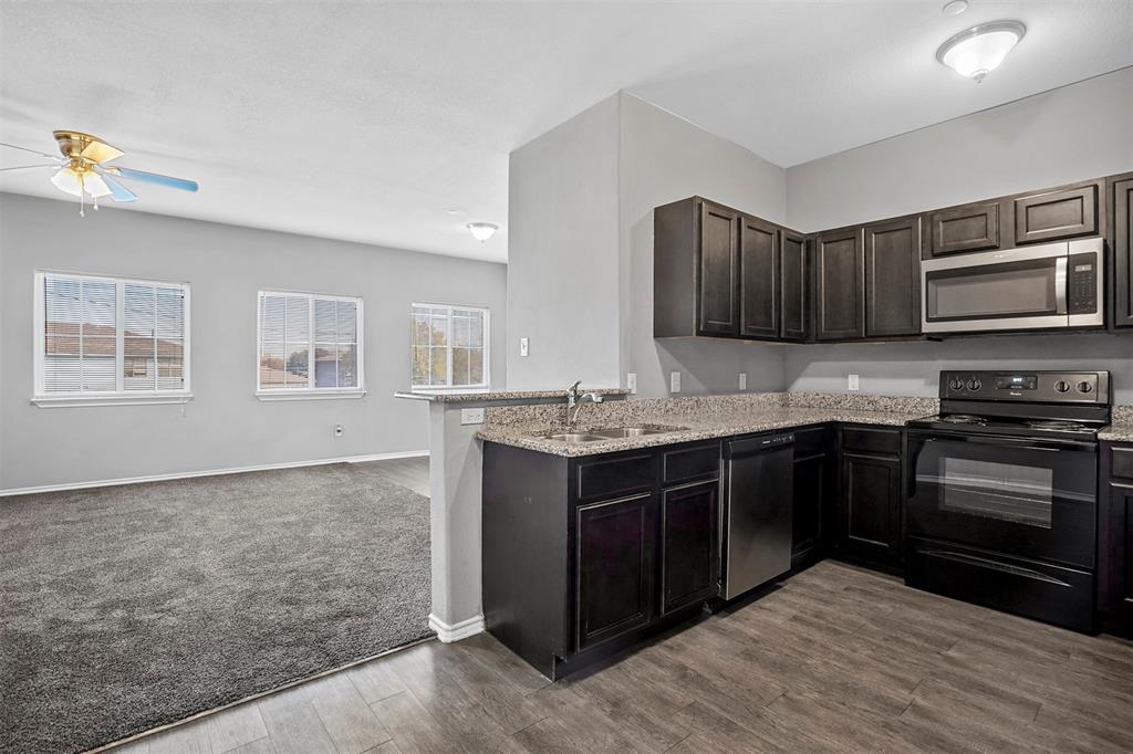 609 Meadow View Court, Unit 102 Denton, TX 76207 - Photo 2 of 13