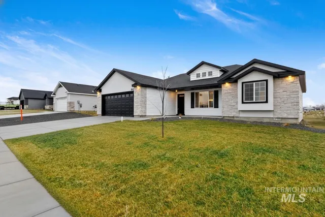 $349,000 | 841 Waveland Avenue, Filer, ID 83328