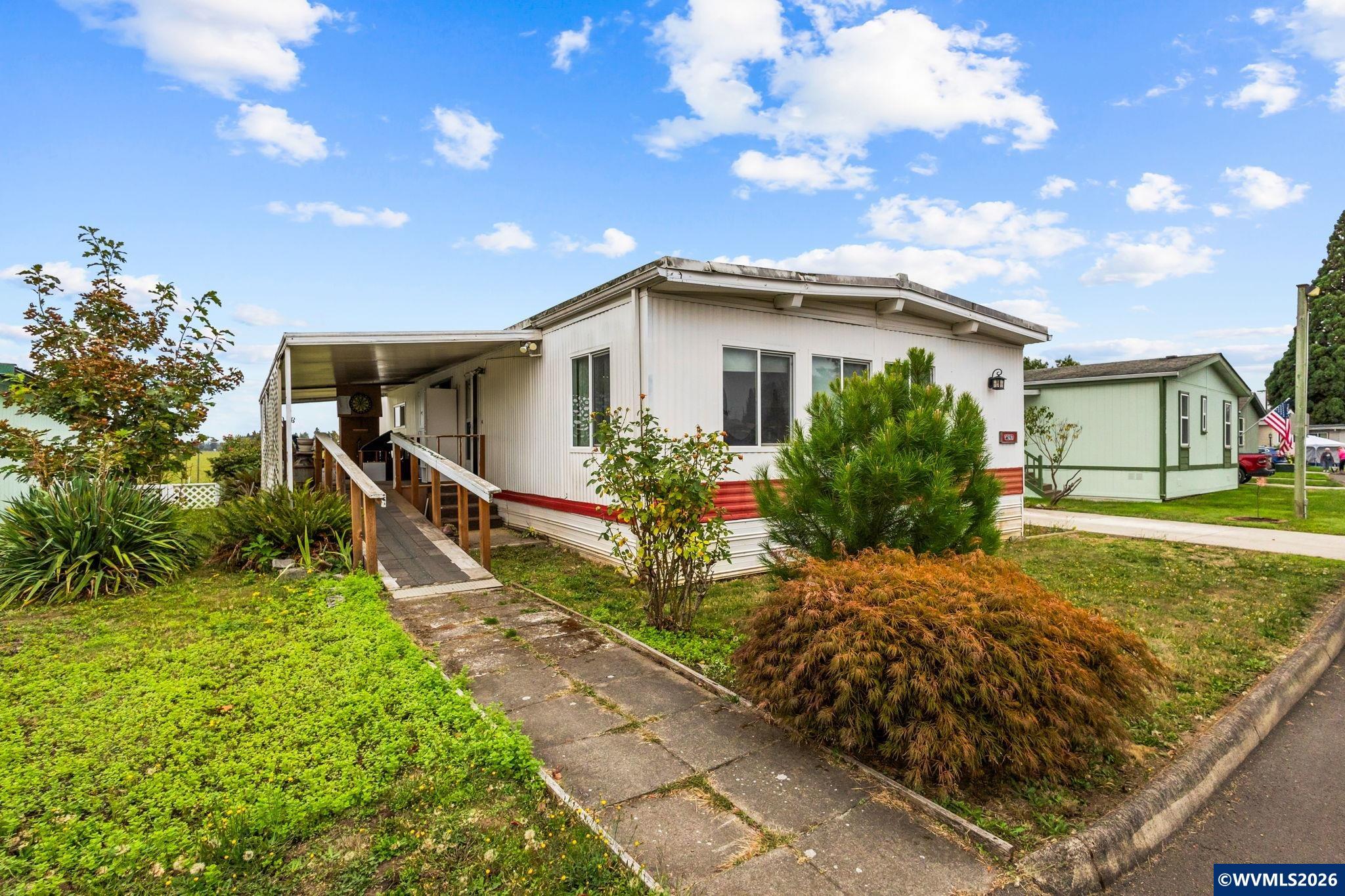 2397 Rainbow ( Loop, Unit 15 Hubbard, OR 97032 - Photo 1 of 29 Gallery Image 1