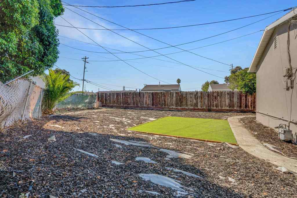 60-60 Railroad Avenue Rodeo, CA 94572 - Photo 26 of 30 Side Yard