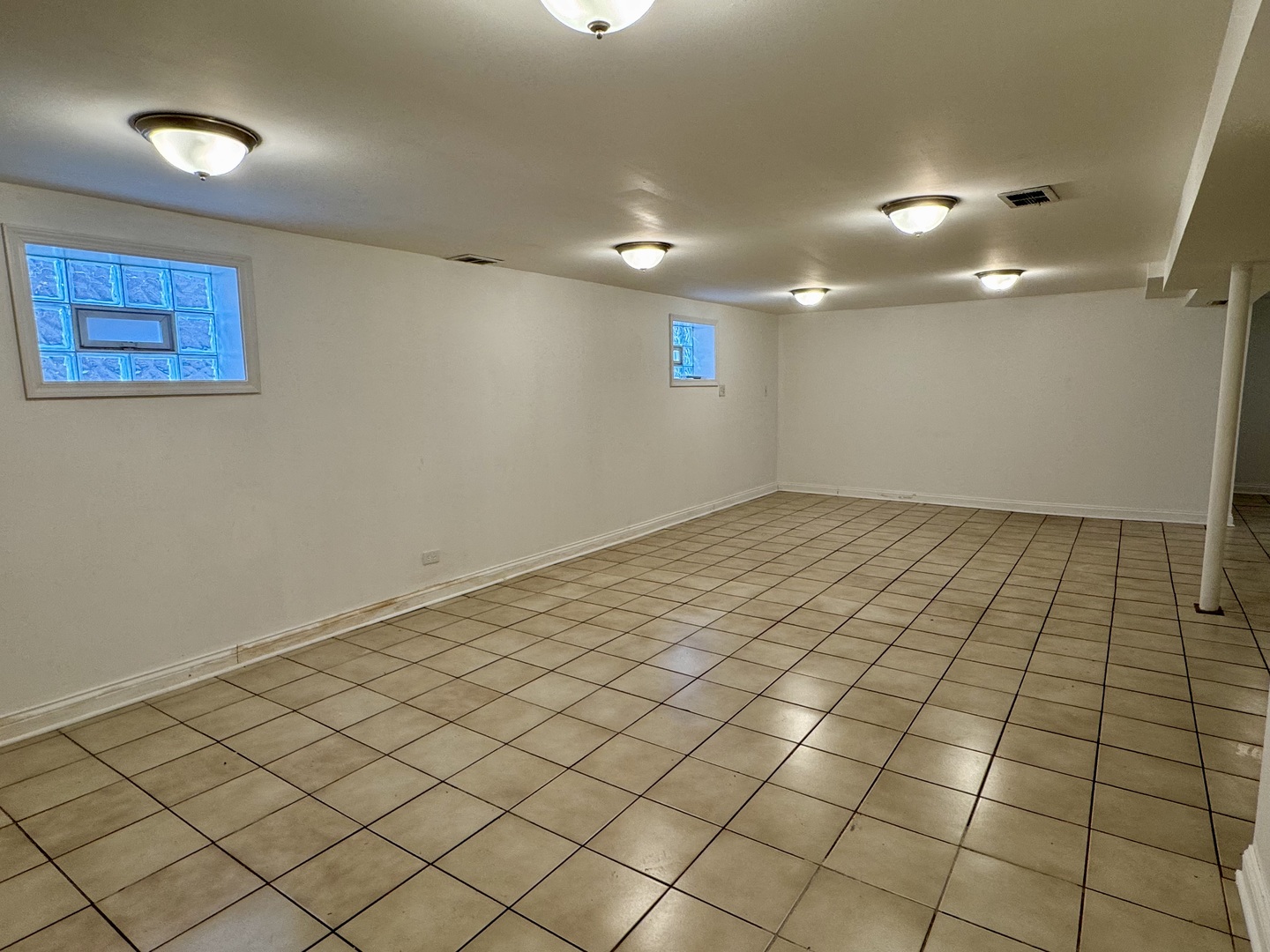 6328 North Troy Street Chicago, IL 60659 - Photo 18 of 28