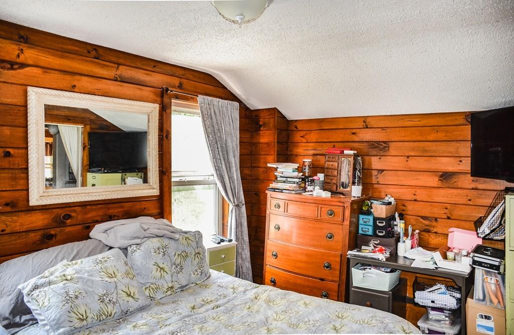 23 Summit Street Clinton, MA 01510 - Photo 27 of 35 Gallery Image 27