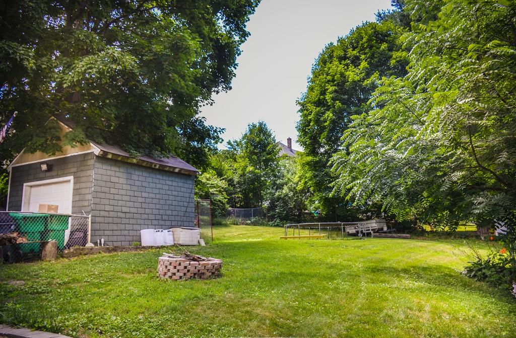 23 Summit Street Clinton, MA 01510 - Photo 5 of 35 Gallery Image 5