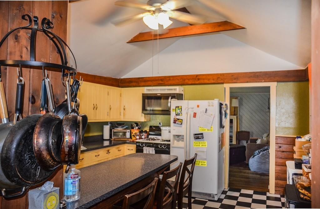 23 Summit Street Clinton, MA 01510 - Photo 7 of 35 Gallery Image 7