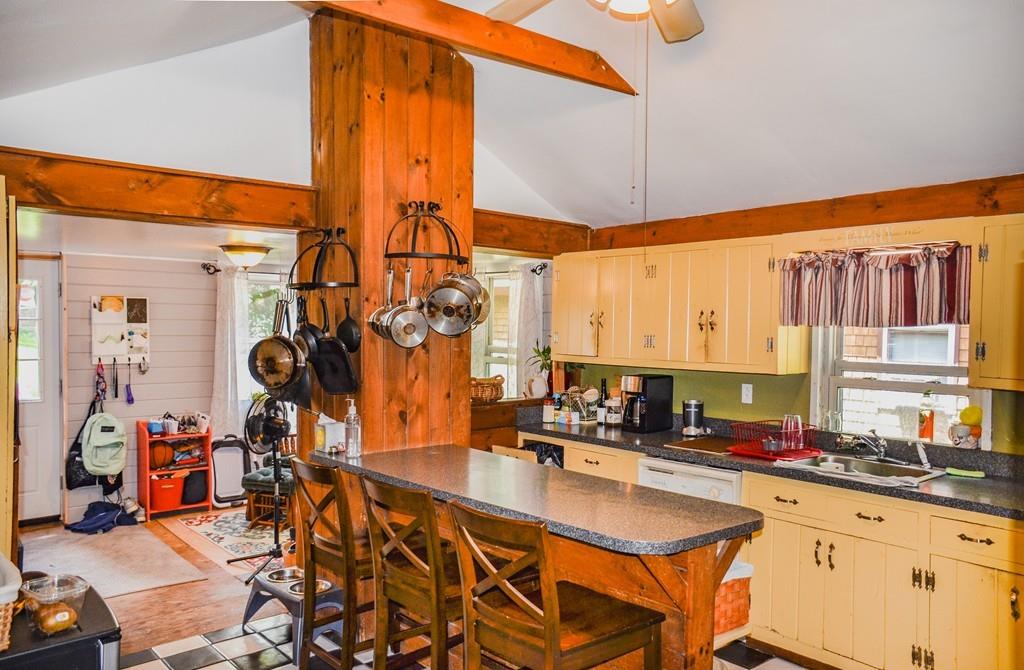 23 Summit Street Clinton, MA 01510 - Photo 9 of 35 Gallery Image 9