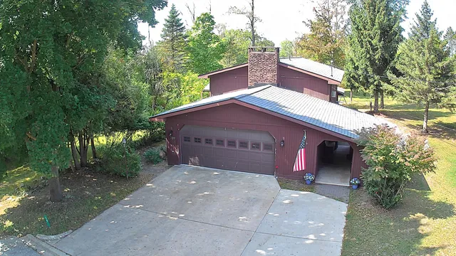 $259,900 | 125 North Cedar Street, Evart, MI 49631