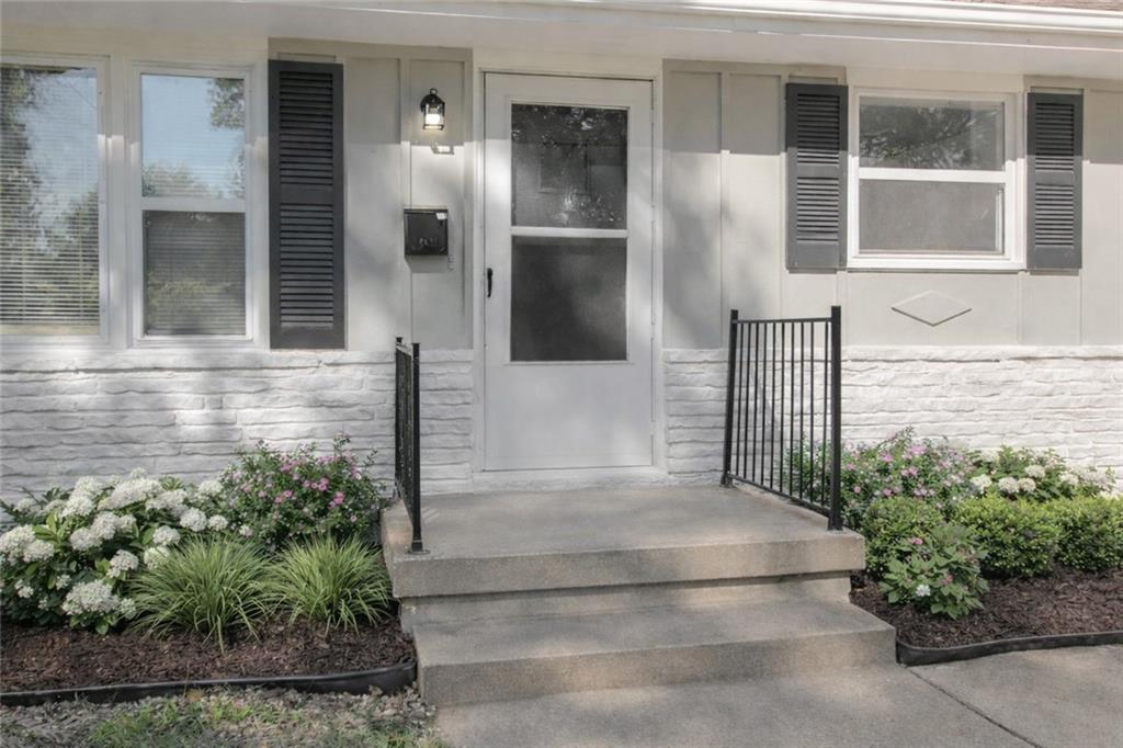 8512 East 85th Street Raytown, MO 64138 - Photo 2 of 30